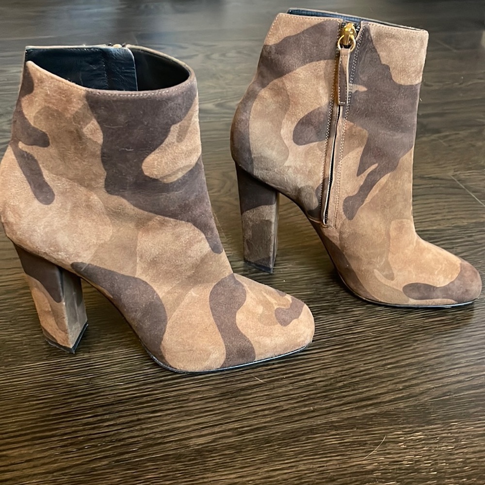 Giuseppe Zanotti Suede Camouflage Print Booties